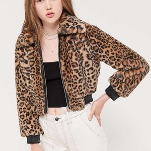 Urban Outfitters Leopard Faux Fur Cropped Bomber Jacket size small